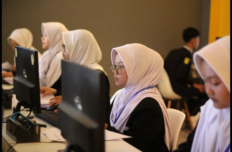 Praktik Kerja Lapangan
