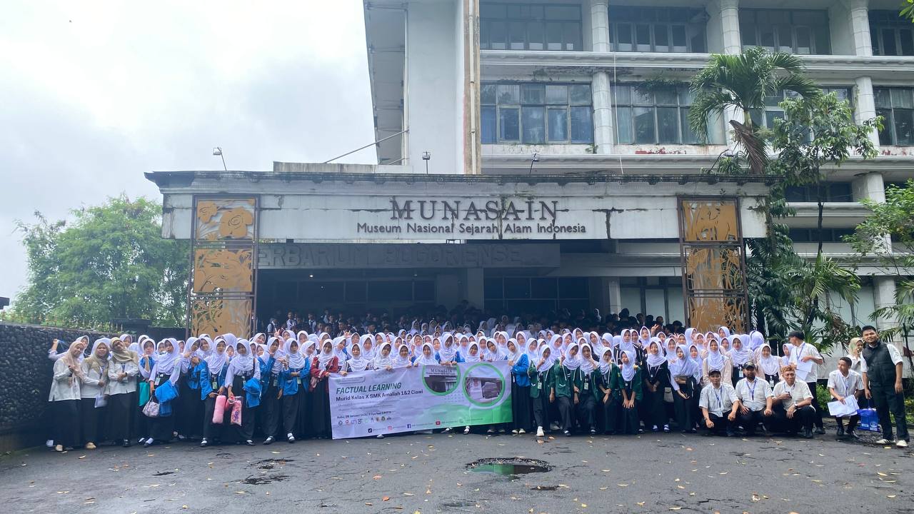 Gelar Factual Learning, SMK Amaliah 1 dan 2 Ciawi Ajak Murid Kelas X ke Museum Kepresidenan RI dan MUNASAIN