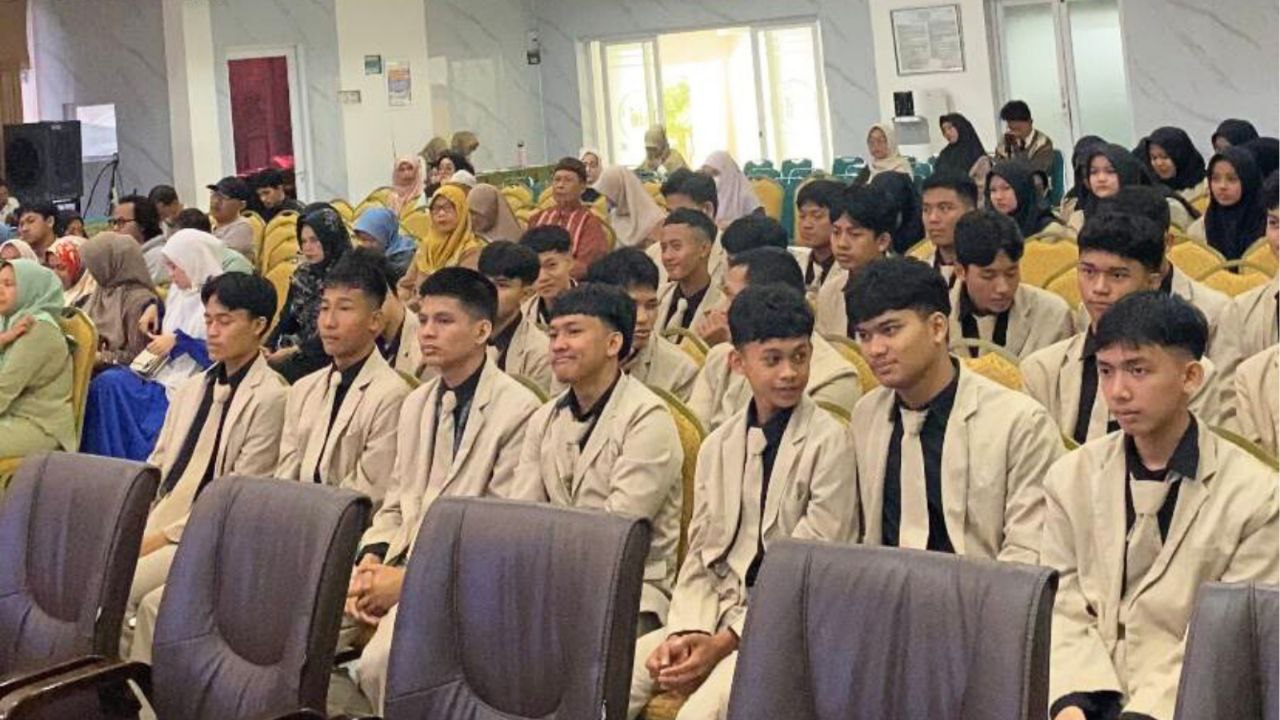 Arahkan Pilihan Karier setelah Lulus, SMK Amaliah 1 dan 2 Ciawi Gelar Sosialisasi SNPMB 2026 untuk Murid Kelas XII