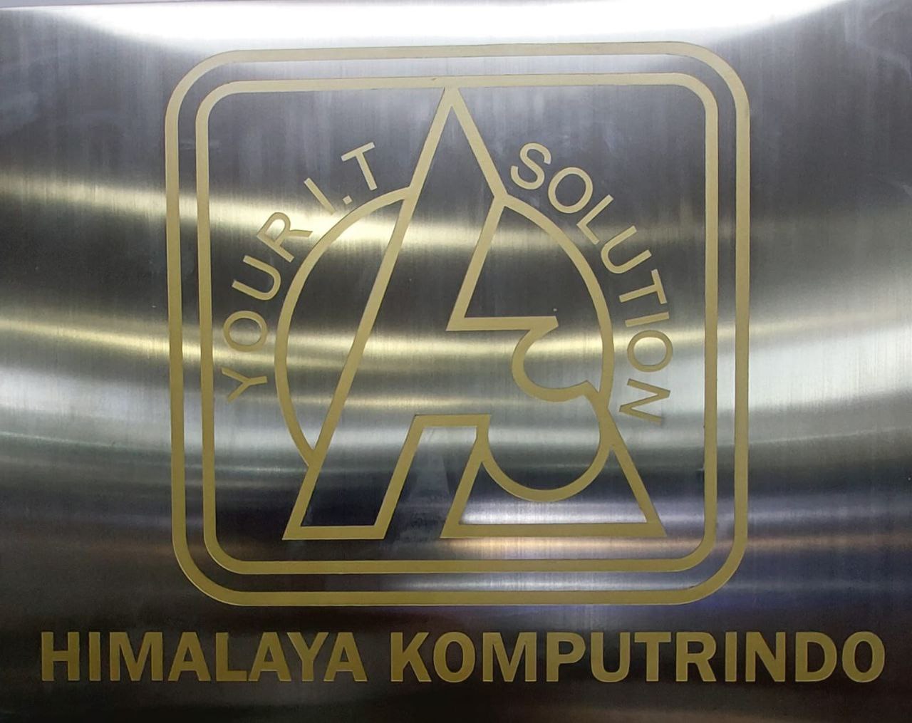 Logo Himalaya Komputindo
